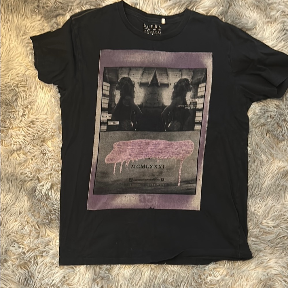 Men’s small tshirt from Guess